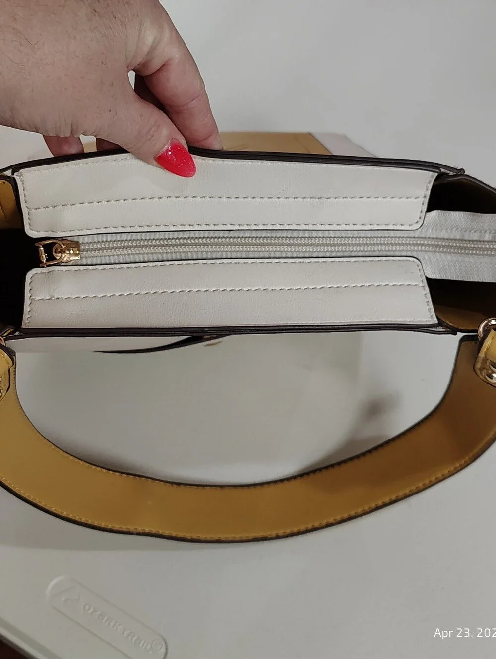 Wrangler Yellow And White Purse Western Cowgirl Chic Rodeo